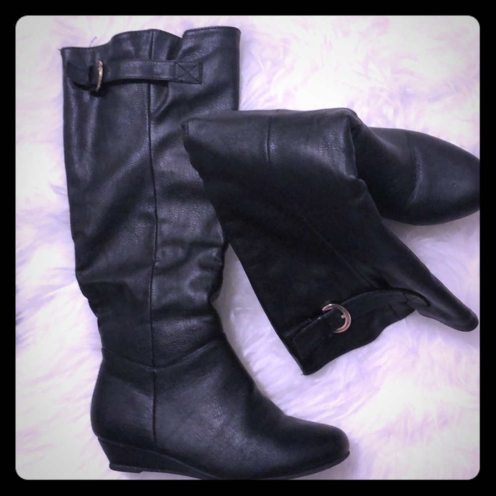 High Black Boots by Shiekh